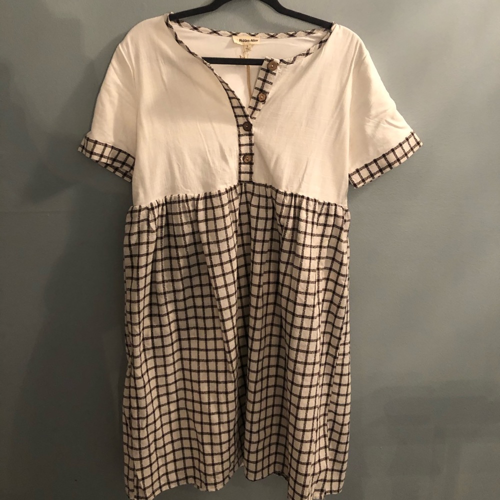 Hidden Alley Peasant Dress